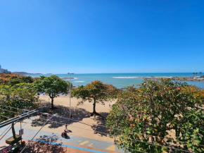 Apartamento com vista para praia